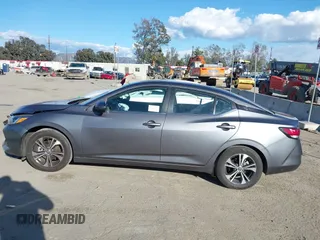 2021 Nissan Sentra SV z VIN 3N1AB8CV0MY302245, wystawiony jako IAAI lot #41670272 z przebiegiem 58 518 mil mil oraz . Historia ofert i sprzedaży dostępna na DreamBid. Obrazek 14.