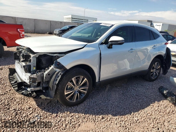 2024 Toyota Venza LE with VIN JTEAAAAH4RJ171266, listed as a Copart auction lot 77708814 with 4,872 mi miles and Salvage Title. Bid and sale history available at carsss.com. Image 1.