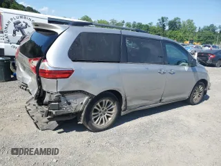 2016 Toyota Sienna XLE with VIN 5TDYK3DC0GS752355, listed as a Copart auction lot 61857925 with 146,949 mi miles and Salvage title. Bid and sale history available at DreamBid. Image 3.