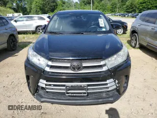 2018 Toyota Highlander LE with VIN 5TDBZRFH1JS906155, listed as a Copart auction lot 65517405 with 118,413 mi miles and Clean title. Bid and sale history available at DreamBid. Image 5.