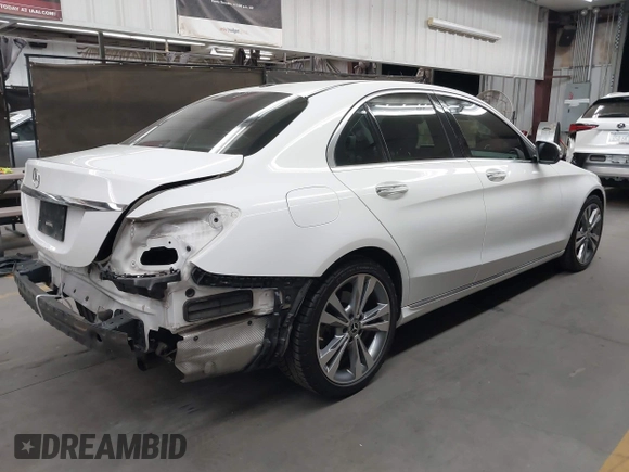 2017 Mercedes-Benz C 300 with VIN 55SWF4JB6HU221016, listed as a IAAI auction lot 42725326 with 113,432 mi miles and . Bid and sale history available at DreamBid. Image 4.