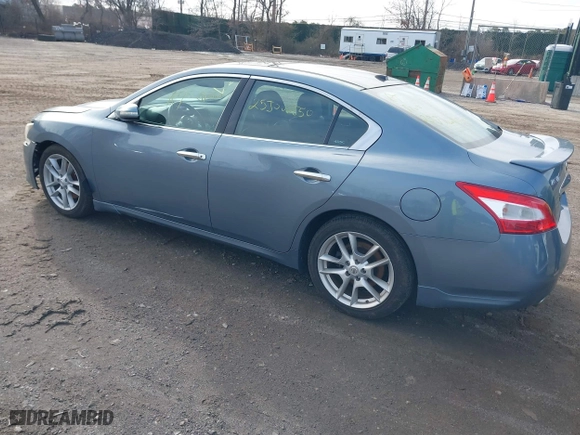 2010 Nissan Maxima 3.5 SV w/Sport Pkg with VIN 1N4AA5AP0AC836469, listed as a IAAI auction lot 41831890 with 999,999 mi miles. Bid and sale history available at carsss.com. Image 3.