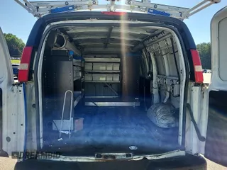 2015 Chevrolet Express Cargo with VIN 1GCWGFCF2F1163079, listed as a IAAI auction lot 42832363 with 183,774 mi miles and . Bid and sale history available at DreamBid. Image 21.