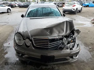 2009 Mercedes-Benz E-Class Luxury 3.5L with VIN WDBUF56X09B384525, listed as a Copart auction lot 48592155 with 93,272 mi miles and Salvage Title. Bid and sale history available at carsss.com. Image 5.
