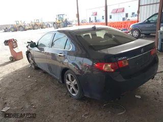 2014 Acura TSX Tech Pkg with VIN JH4CU2F63EC004301, listed as a IAAI auction lot 41588268 with 165,283 mi miles. Bid and sale history available at carsss.com. Image 3.