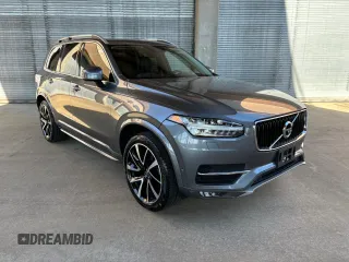 2019 Volvo XC90 Momentum with VIN YV4A22PK6K1484218, listed as a Copart auction lot 48704305 with 40,414 mi miles and Salvage Title. Bid and sale history available at carsss.com. Image 1.