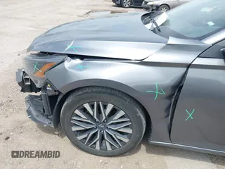 2024 Nissan Altima SV with VIN 1N4BL4DV2RN313022, listed as a IAAI auction lot 42431572 with 40,410 mi miles and . Bid and sale history available at DreamBid. Image 18.
