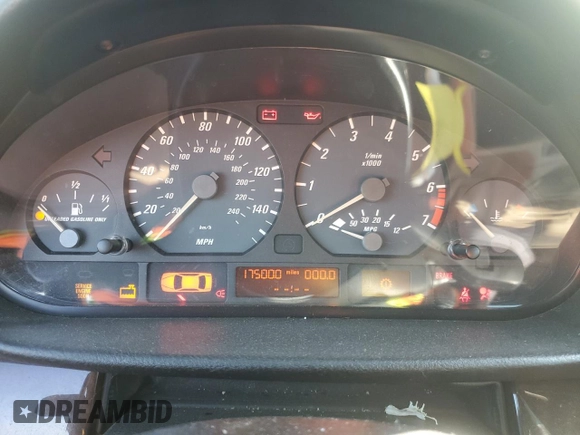 2002 BMW 3 Series 325Ci with VIN WBABS33492PG85628, listed as a Copart auction lot 87920765 with 175,000 mi miles and Salvage Title. Bid and sale history available at carsss.com. Image 9.
