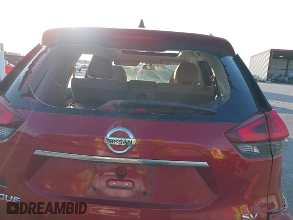 2017 Nissan Rogue SL с VIN 5N1AT2MT0HC828440, выставлен на аукционе IAAI как лот 40576586 с пробегом 113 374 миль миль и . История ставок и продаж доступна на DreamBid. Изображение 17.