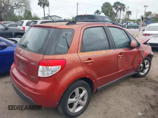 2007 Suzuki SX4 with VIN JS2YB413175102794, listed as a IAAI auction lot 41579834 with 125,185 mi miles. Bid and sale history available at carsss.com. Image 4.