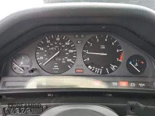 1988 BMW 3 Series z VIN WBABB2307J8861251, wystawiony jako Copart lot #72175254 z przebiegiem 168 465 mil mil oraz Szkoda całkowita • Salvage title. Historia ofert i sprzedaży dostępna na DreamBid. Obrazek 9.