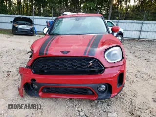 2024 MINI Countryman Cooper S with VIN WMZ53BR08R3R48394, listed as a Copart auction lot 70785384 with 32,453 mi miles and Salvage Title. Bid and sale history available at carsss.com. Image 5.