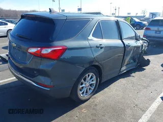 2020 Chevrolet Equinox LT with VIN 3GNAXKEV6LS677638, listed as a IAAI auction lot 41746460 with 81,280 mi miles. Bid and sale history available at carsss.com. Image 4.