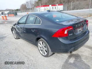 2012 Volvo S60 T6 with VIN YV1902FH8C2040412, listed as a IAAI auction lot 41739075 with 115,215 mi miles. Bid and sale history available at carsss.com. Image 3.