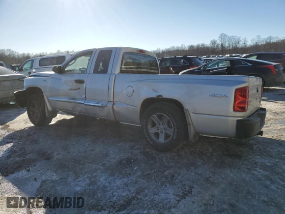 2011 Ram Dakota Bighorn/Lonestar with VIN 1D7RW3BP9BS533110, listed as a Copart auction lot 42322155 with 183,951 mi miles and Salvage Title. Bid and sale history available at carsss.com. Image 2.