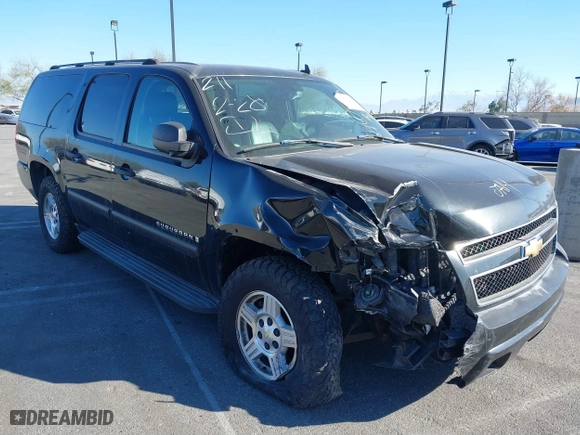 2007 Chevrolet Suburban LT with VIN 3GNFC16077G248080, listed as a IAAI auction lot 41289912 with 129,622 mi miles. Bid and sale history available at carsss.com. Image 1.