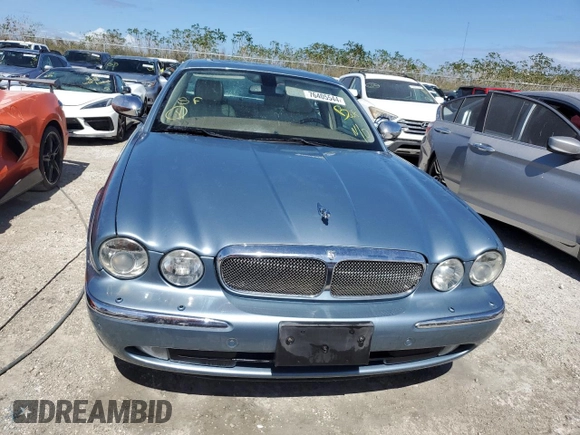 2006 Jaguar XJ Vanden Plas with VIN SAJWA82B66SG50019, listed as a Copart auction lot 76405544 with 0 mi miles and Non Repairable. Bid and sale history available at carsss.com. Image 5.
