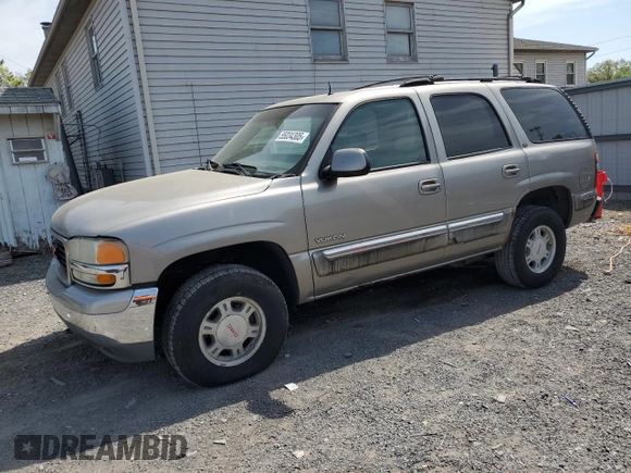2002 GMC Yukon SLT z VIN 1GKEK13Z52J125819, wystawiony jako Copart lot #55034305 z przebiegiem 237 595 mil mil oraz Czysty tytuł • Clean title. Historia ofert i sprzedaży dostępna na DreamBid. Obrazek 1.