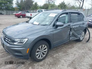 2020 Volkswagen Tiguan S с VIN 3VV1B7AX3LM103449, выставлен на аукционе IAAI как лот 42044171 с пробегом 45 195 миль миль и . История ставок и продаж доступна на DreamBid. Изображение 17.