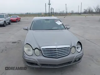 2008 Mercedes-Benz E-Class Luxury 3.5L with VIN WDBUF56X18B322372, listed as a IAAI auction lot 41784816 with 1 mi miles. Bid and sale history available at carsss.com. Image 11.