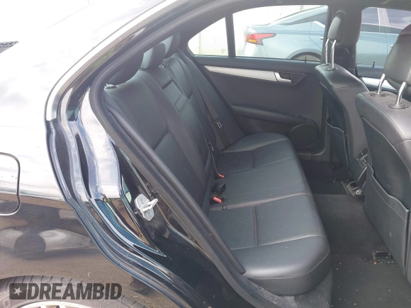 2014 Mercedes-Benz C 250 Sport с VIN WDDGF4HBXEA961769, выставлен на аукционе IAAI как лот 42474680 с пробегом 174 724 миль миль и . История ставок и продаж доступна на DreamBid. Изображение 8.