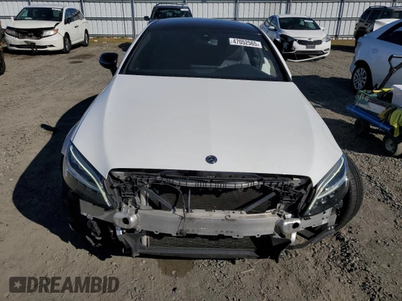 2019 Mercedes-Benz C 300 z VIN WDDWJ8DB0KF823535, wystawiony jako Copart lot #47052565 z przebiegiem 56 707 mil mil oraz Szkoda całkowita • Salvage title. Historia ofert i sprzedaży dostępna na DreamBid. Obrazek 5.