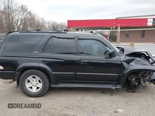 1999 Toyota 4Runner Limited with VIN JT3GN87R8X0110067, listed as a IAAI auction lot 41691327 with 204,503 mi miles and . Bid and sale history available at DreamBid. Image 13.