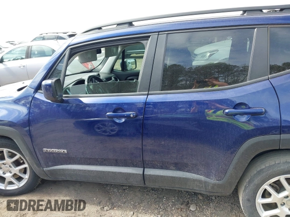 2020 Jeep Renegade Orange with VIN ZACNJABB8LPL68316, listed as a IAAI auction lot 41717518 with 110,430 mi miles and . Bid and sale history available at carsss.com. Image 14.
