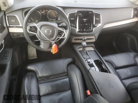 2022 Volvo XC90 Inscription z VIN YV4A22PL3N1792959, wystawiony jako Copart lot #83015304 z przebiegiem 33 243 mil mil oraz Szkoda całkowita • Salvage title. Historia ofert i sprzedaży dostępna na DreamBid. Obrazek 8.