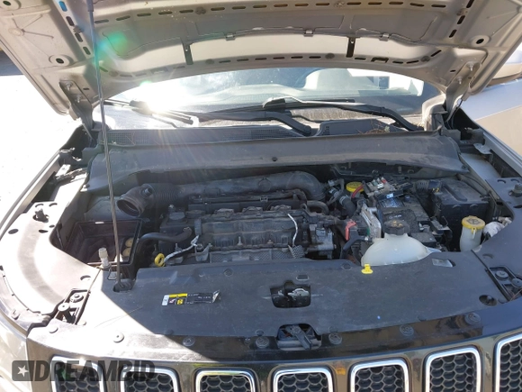 2020 Jeep Compass Latitude with VIN 3C4NJDBB9LT248652, listed as a IAAI auction lot 42237769 with 131,261 mi miles and . Bid and sale history available at DreamBid. Image 10.