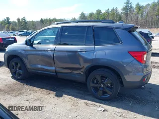 2021 Honda Passport Elite with VIN 5FNYF8H08MB011467, listed as a IAAI auction lot 41929708 with 34,106 mi miles. Bid and sale history available at carsss.com. Image 14.
