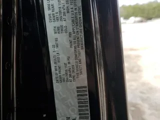 2022 Jeep Gladiator High Altitude z VIN 1C6HJTFG4NL128874, wystawiony jako Copart lot #49150215 z przebiegiem 88 398 mil mil oraz Szkoda całkowita • Salvage title. Historia ofert i sprzedaży dostępna na DreamBid. Obrazek 13.