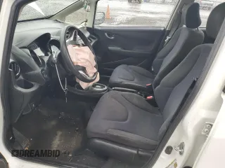 2013 Honda Fit Sport с VIN JHMGE8H53DC039134, выставлен на аукционе Copart как лот 45926385 с пробегом 129 933 миль миль и Списание • Salvage title. История ставок и продаж доступна на DreamBid. Изображение 7.