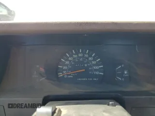 1985 Toyota Pickup z VIN JT4RN50R4F0068265, wystawiony jako Copart lot #51827965 z przebiegiem 348 047 mil mil oraz Szkoda całkowita • Salvage title. Historia ofert i sprzedaży dostępna na DreamBid. Obrazek 9.