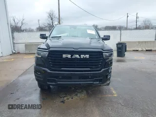 2025 Ram 1500 Laramie с VIN 1C6SRFJP2SN529640, выставлен на аукционе IAAI как лот 41718173 с пробегом 9 870 миль миль и . История ставок и продаж доступна на DreamBid. Изображение 12.