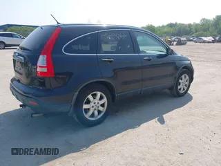 2007 Honda CR-V EX z VIN JHLRE48597C027550, wystawiony jako IAAI lot #42444748 z przebiegiem 211 437 mil mil oraz . Historia ofert i sprzedaży dostępna na DreamBid. Obrazek 4.