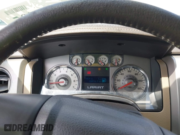 2010 Ford F-150 XL z VIN 1FTFX1EV1AKB05829, wystawiony jako IAAI lot #42680405 z przebiegiem 202 818 mil mil oraz . Historia ofert i sprzedaży dostępna na DreamBid. Obrazek 7.
