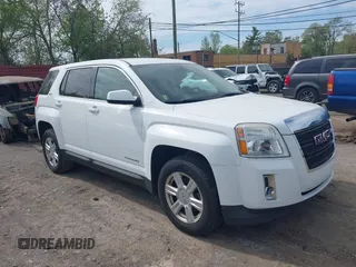 2015 GMC Terrain SLE z VIN 2GKALMEK9F6187966, wystawiony jako IAAI lot #42247206 z przebiegiem 126 787 mil mil oraz . Historia ofert i sprzedaży dostępna na DreamBid. Obrazek 1.