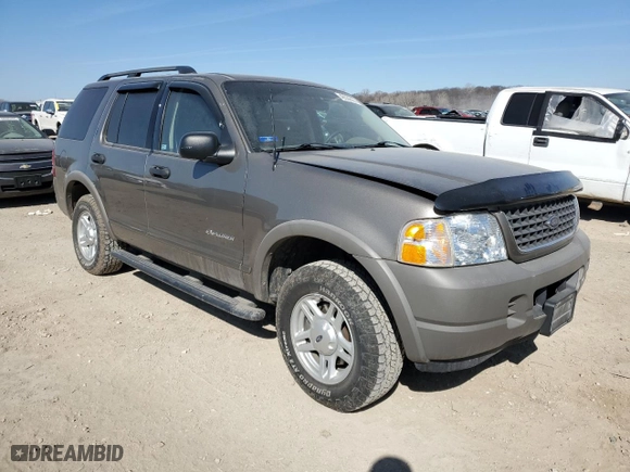 2002 Ford Explorer XLS with VIN 1FMZU72E32ZB26327, listed as a Copart auction lot 48539605 with 121,104 mi miles and Salvage Title. Bid and sale history available at carsss.com. Image 4.