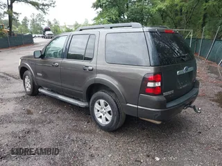 2007 Ford Explorer XLT with VIN 1FMEU73E57UB30980, listed as a IAAI auction lot 42243903 with 184,384 mi miles and . Bid and sale history available at DreamBid. Image 3.