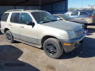 2005 Mercury Mountaineer Convenience z VIN 4M2ZU86KX5UJ04864, wystawiony jako IAAI lot #41677339 z przebiegiem 218 603 mil mil oraz . Historia ofert i sprzedaży dostępna na DreamBid. Obrazek 1.