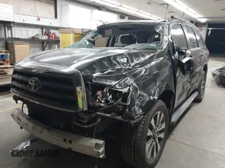 2016 Toyota Sequoia SR5 with VIN 5TDBW5G13GS130820, listed as a IAAI auction lot 41856320 with 1 mi miles. Bid and sale history available at carsss.com. Image 2.