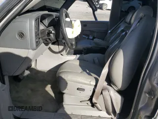 2004 GMC Yukon SLT z VIN 1GKEC13Z84J297911, wystawiony jako Copart lot #48617955 z przebiegiem 173 004 mil mil oraz Szkoda całkowita • Salvage title. Historia ofert i sprzedaży dostępna na DreamBid. Obrazek 7.