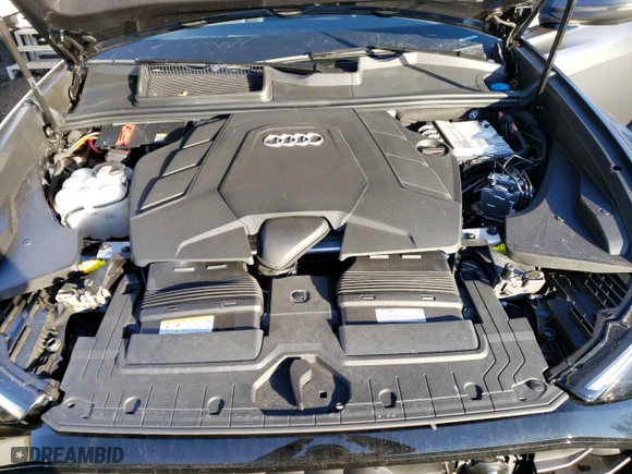 2025 Audi Q8 Premium Plus with VIN WA1EVBF12SD002406, listed as a Copart auction lot 86548284 with 1,756 mi miles and Salvage Title. Bid and sale history available at carsss.com. Image 14.