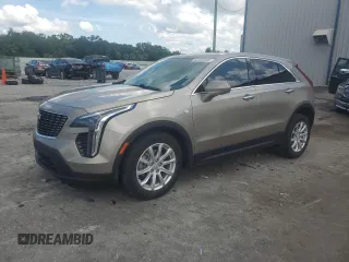 2022 Cadillac XT4 FWD Luxury z VIN 1GYAZAR40NF163316, wystawiony jako Copart lot #62450845 z przebiegiem 44 345 mil mil oraz Szkoda całkowita • Salvage title. Historia ofert i sprzedaży dostępna na DreamBid. Obrazek 1.