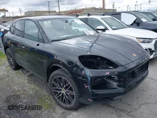 2024 Porsche Cayenne z VIN WP1AA2AY4RDA14120, wystawiony jako IAAI lot #41477355 z przebiegiem 3 134 mil mil oraz . Historia ofert i sprzedaży dostępna na DreamBid. Obrazek 1.