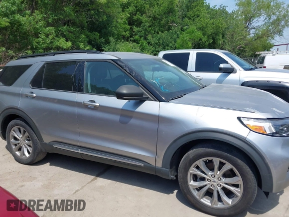 2021 Ford Explorer XLT with VIN 1FMSK7DH1MGC16346, listed as a IAAI auction lot 42029757 with 50,314 mi miles. Bid and sale history available at carsss.com. Image 14.