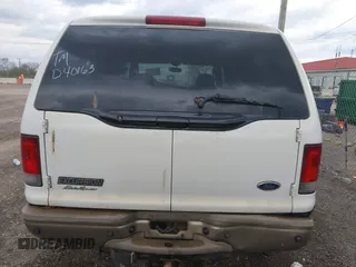 2005 Ford Excursion Eddie Bauer z VIN 1FMNU44L05ED40163, wystawiony jako IAAI lot #41989162 z przebiegiem 416 163 mil mil oraz . Historia ofert i sprzedaży dostępna na DreamBid. Obrazek 16.
