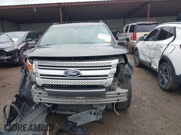 2014 Ford Explorer XLT z VIN 1FM5K7D82EGC57485, wystawiony jako IAAI lot #42194541 z przebiegiem 228 795 mil mil oraz . Historia ofert i sprzedaży dostępna na DreamBid. Obrazek 13.