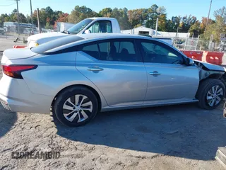 2020 Nissan Altima S with VIN 1N4BL4BV0LC252680, listed as a IAAI auction lot 40645027 with 93,171 mi miles and . Bid and sale history available at DreamBid. Image 13.